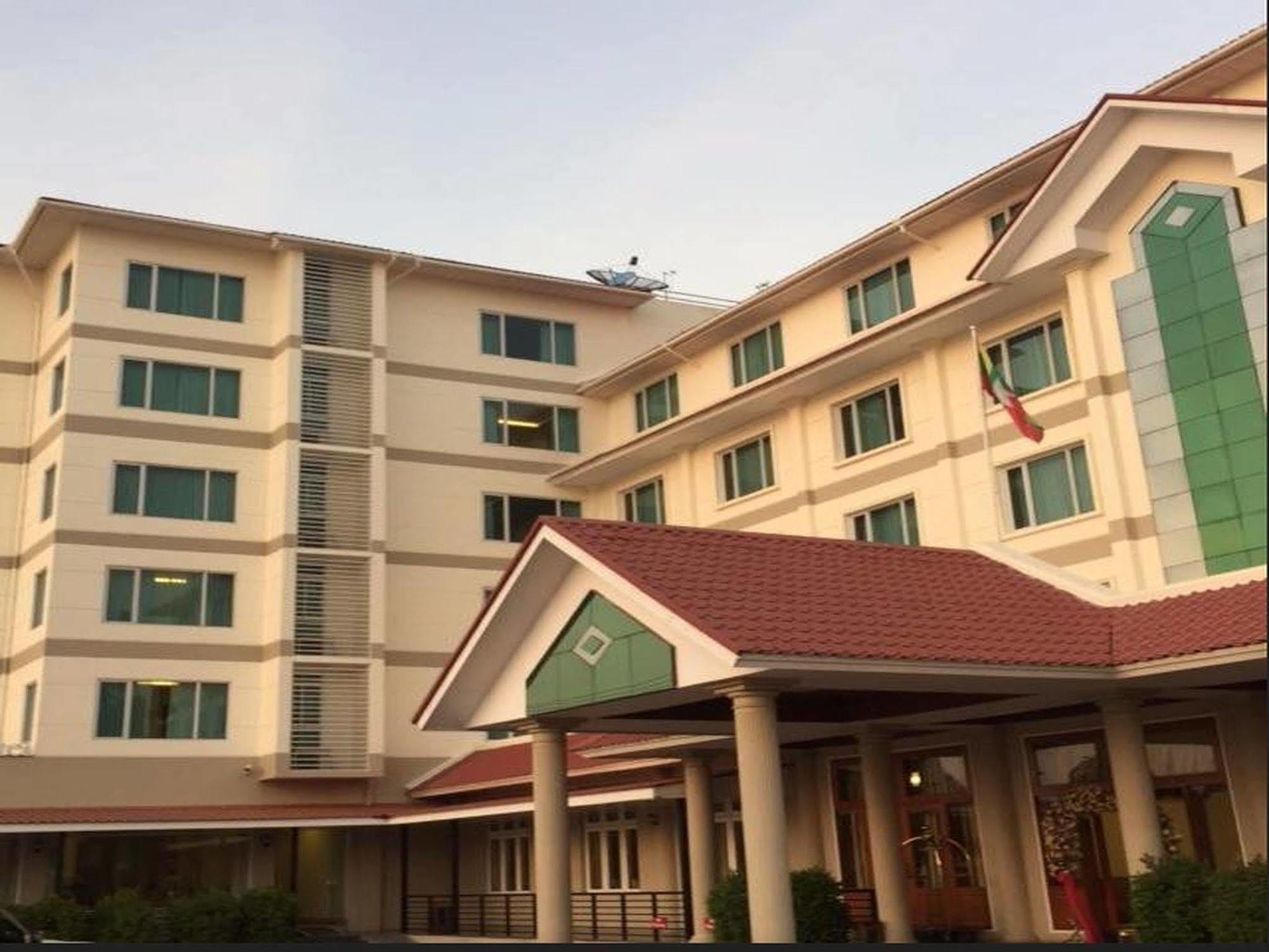 Ngwe Moe Hotel Mawlamyine Eksteriør billede
