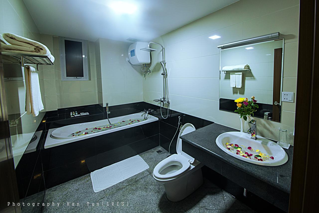 Ngwe Moe Hotel Mawlamyine Eksteriør billede