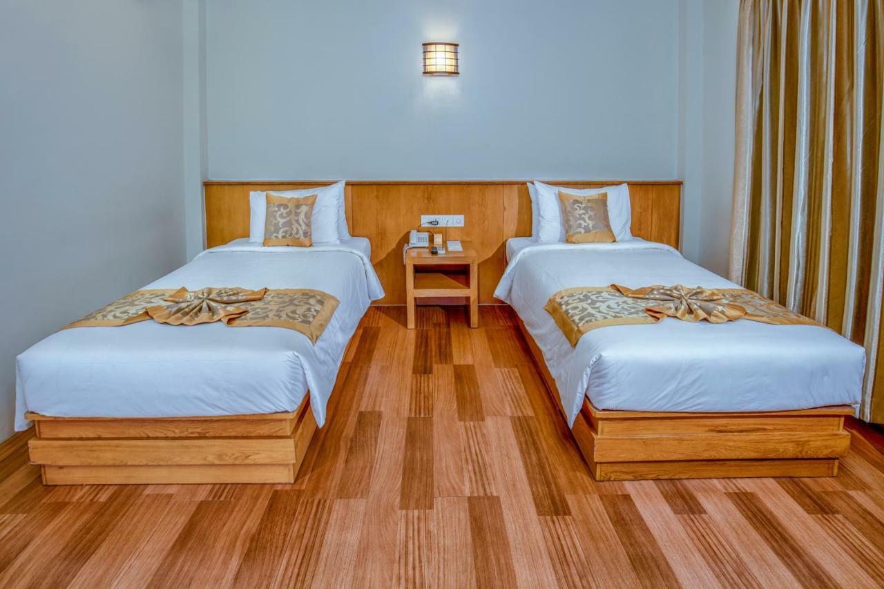 Ngwe Moe Hotel Mawlamyine Eksteriør billede